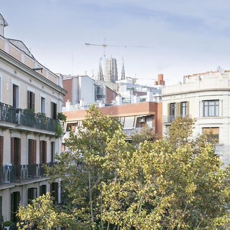 Ola Living Consell De Cent Apartment Barcelona Bagian luar foto